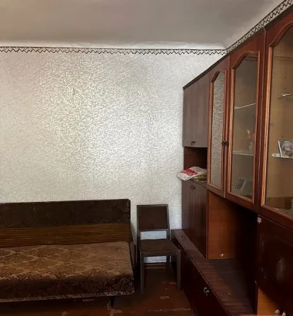 4-к. квартира, 78м², 1/1 эт. Донецк