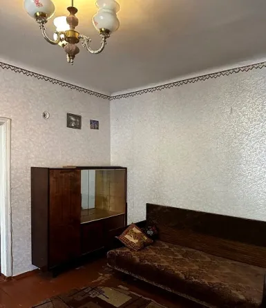 4-к. квартира, 78м², 1/1 эт. Донецк