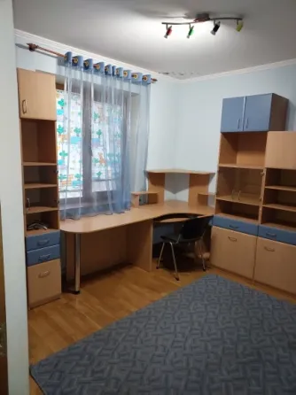 3-к. квартира, 70м², 2/9 эт. Донецк