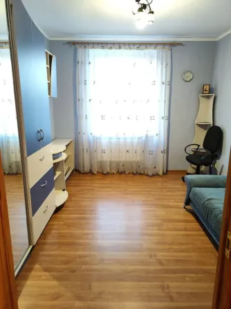 2-к. квартира, 60м², 3/4 эт. Луганск