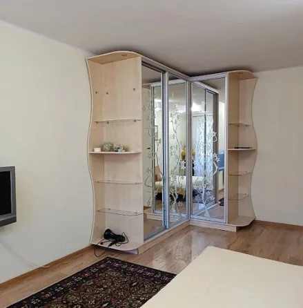 2-к. квартира, 45м², 2/5 эт. Донецк