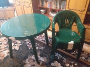 Пластиковый стол и 4 кресла Луганск ЛНР